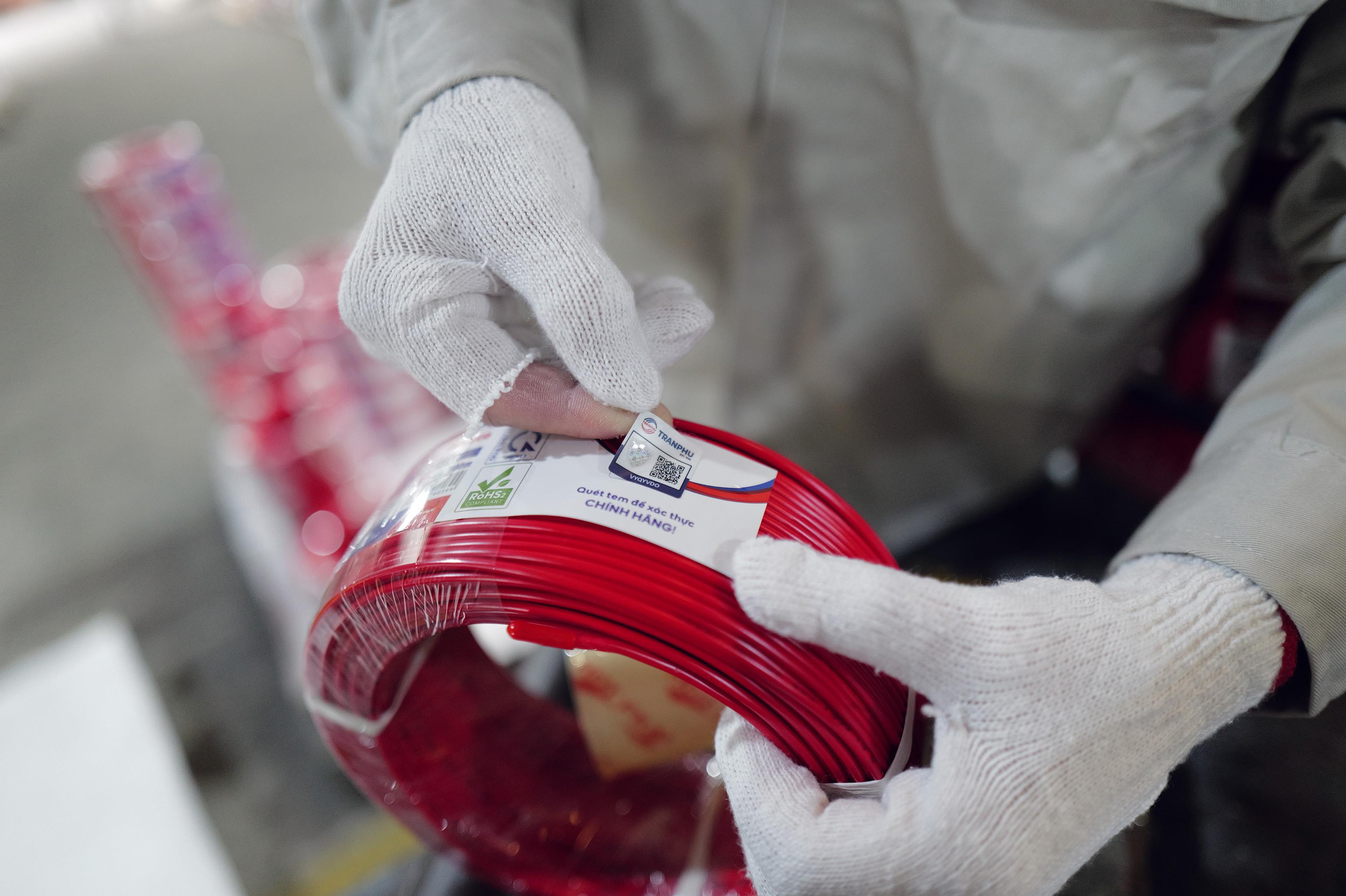 Quét tem khiên, nhận biết dây cáp điện Trần Phú chính hãng