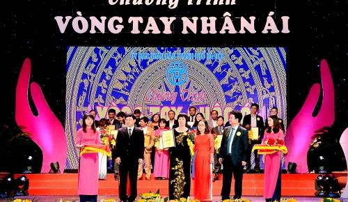 Cơ điện Trần Phú – hưởng ứng chương trình “Vòng tay nhân ái” năm 2016